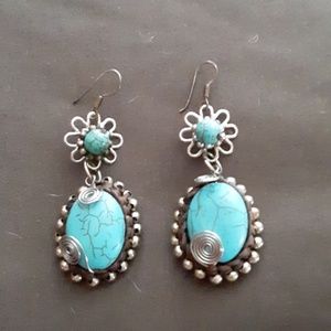 Turquoise dangle Earrings